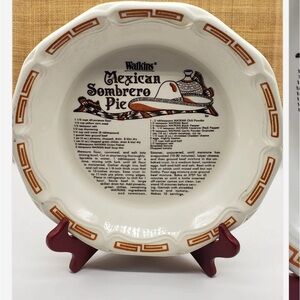 Vintage “1983” Watkins Mexican sombrero ceramic pie pan